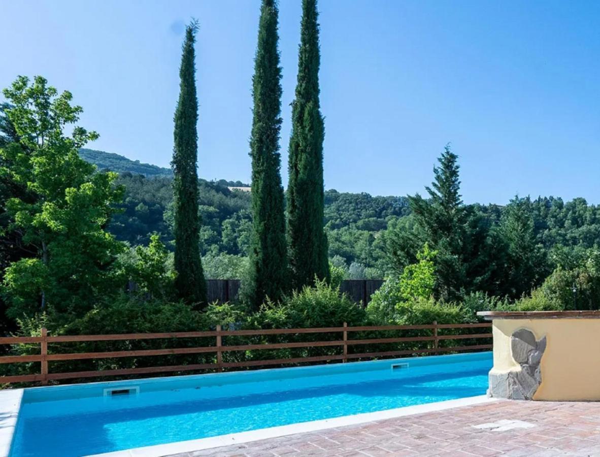 פרוג'ה Agriturismo I Pietrini מראה חיצוני תמונה