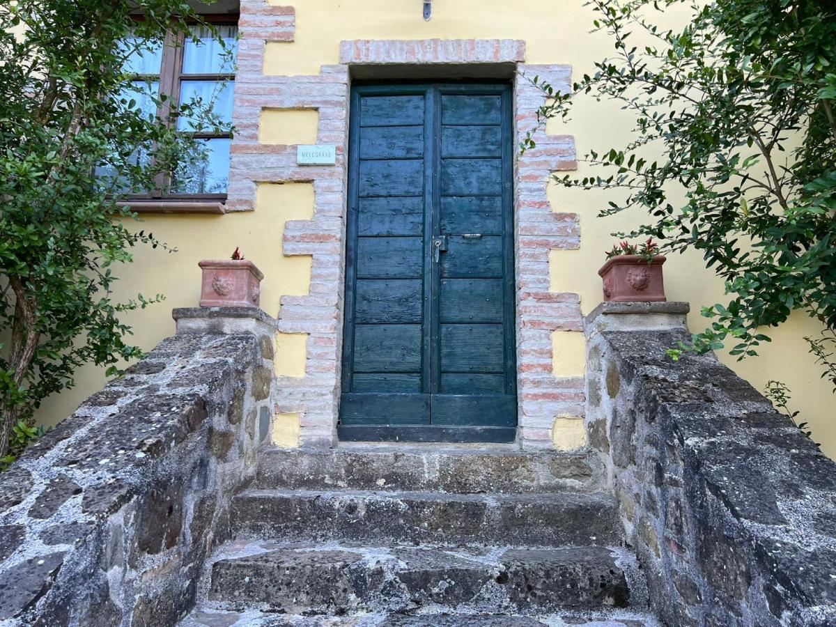 פרוג'ה Agriturismo I Pietrini מראה חיצוני תמונה