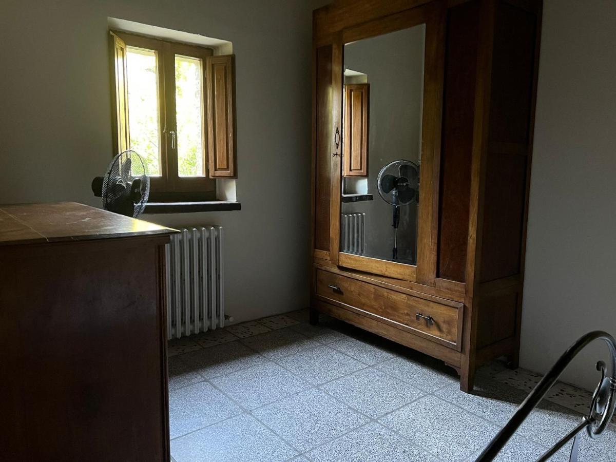 פרוג'ה Agriturismo I Pietrini מראה חיצוני תמונה