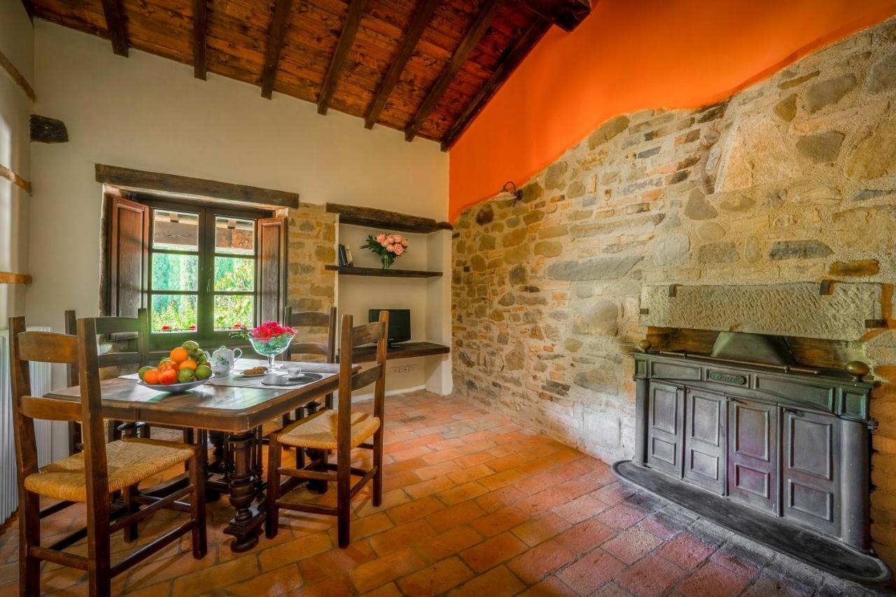 פרוג'ה Agriturismo I Pietrini מראה חיצוני תמונה